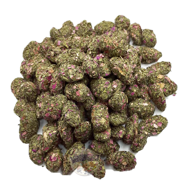 Amandes caramélisées enrobées de verveines et roses séchées de M'gouna